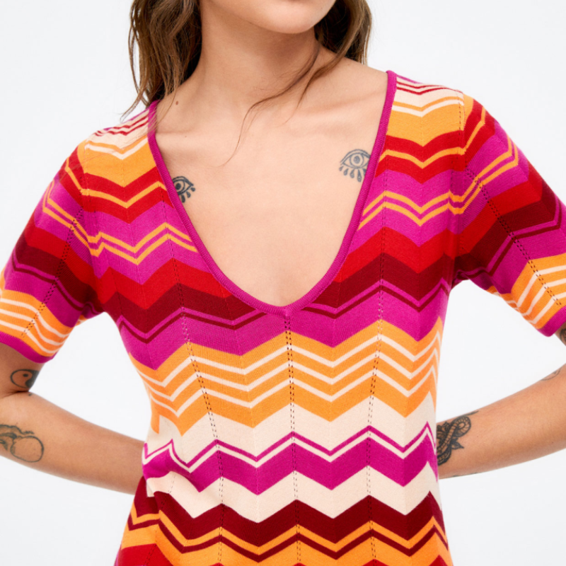 Vestido curto de malha - SURKANA