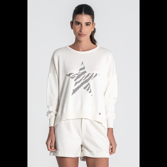 Camisola de decote redondo oversize, em crú, com estrela em preto.